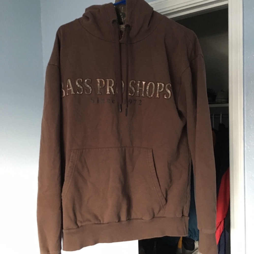 Bass Pro Shops Embroidered Hoodie size medium